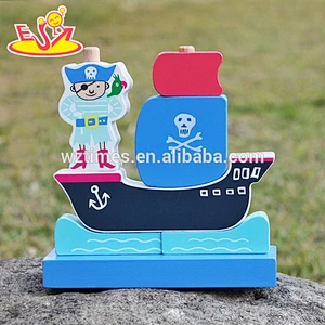2018 New design pirate boat shape wooden baby stacking toys for education W13D134