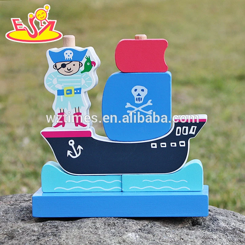 2018 New design pirate boat shape wooden baby stacking toys for education W13D134