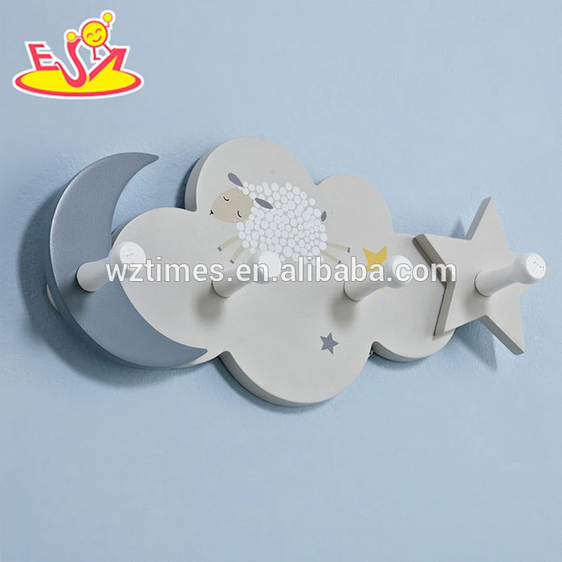 2018 wholesale white wooden kids coat hooks new design wooden kids coat hooks best wooden kids coat hooks W09B074