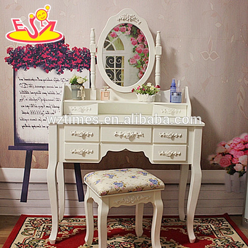 2018 New design wooden outdoor plant stands white solid wooden outdoor plant stands best outdoor plant stands W08H056