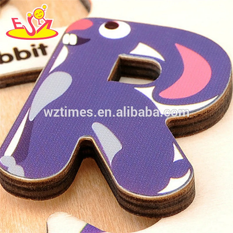 Intelligentes hölzernes Alphabetpuzzlespielspielzeug helfen den Kindern, die Englisch W14B090 lernen