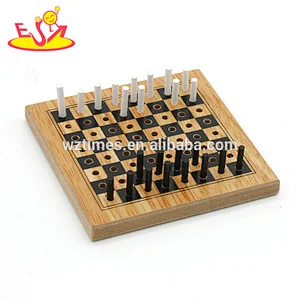 2018 hottest sale wooden Trivial Pursuit Unhinged game for fun W11A095