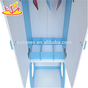 Wholesale creative household blue wooden dog wardrobe with sleeping drawer W06F011