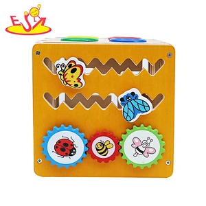 2019 Most popular multi function wooden busy learners cube for prescholers W12D175