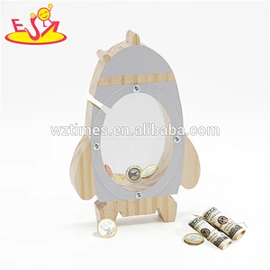 New fashion rocket shape wooden boys money box with customize W02A281