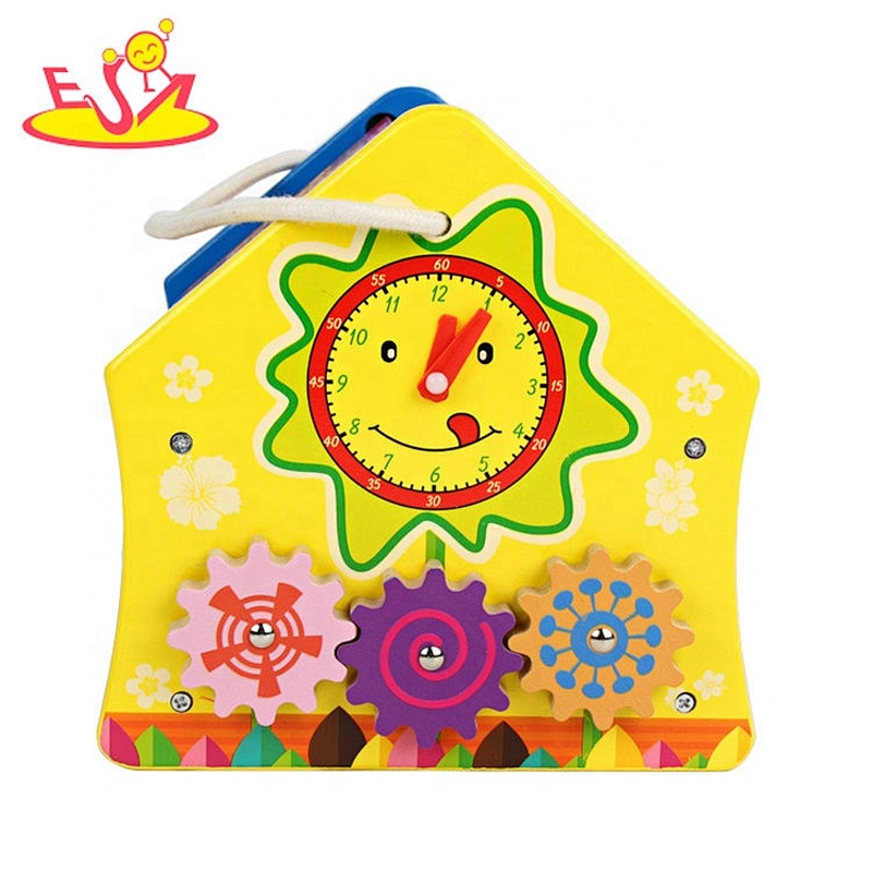2020 Top sale educational wooden busy box for kids W12D216