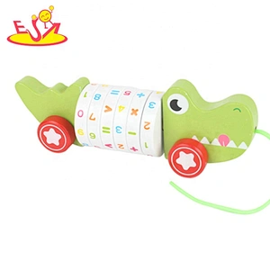 2020 Hot selling educational wooden pull back and go cars for kids W05B190