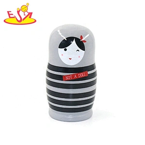2020 New released black wooden russian stackable dolls for girls W06D139