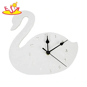 2020 wholesale pink wooden mechanical wall clock with customize W14K060B