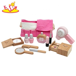 2020 New released pink wooden pretend makeup set for girls W10D272