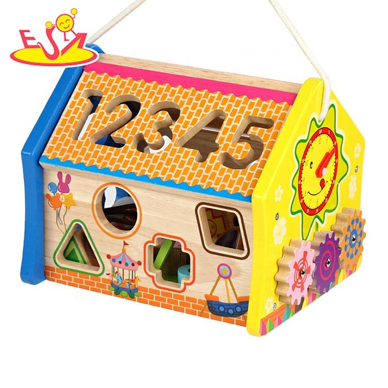 2020 Top sale educational wooden busy box for kids W12D216