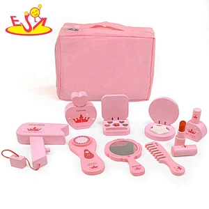 2020 New arrived pink wooden pretend make up set for kids W10D268