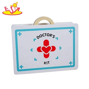2020 New released first aid kit wooden toy nurse kit for pretend W10D277