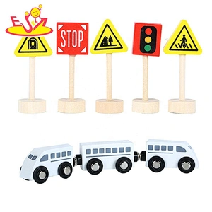 2020 New arrival small wooden train tracks for kids W04C194