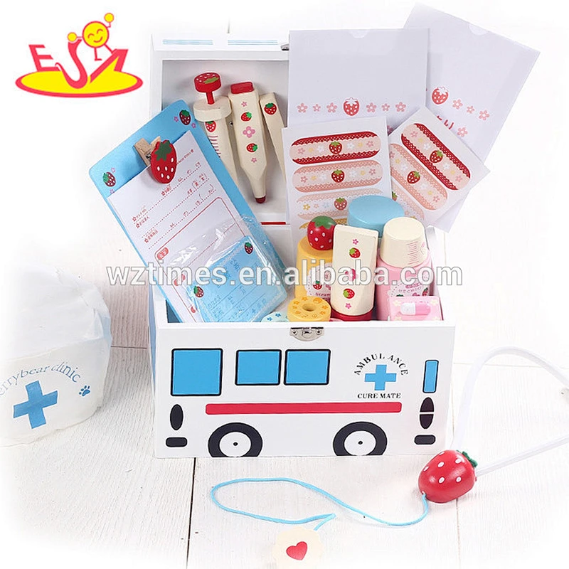 wholesale good sale wooden medical box toy for kids Pretend play child doctor toy W10D012