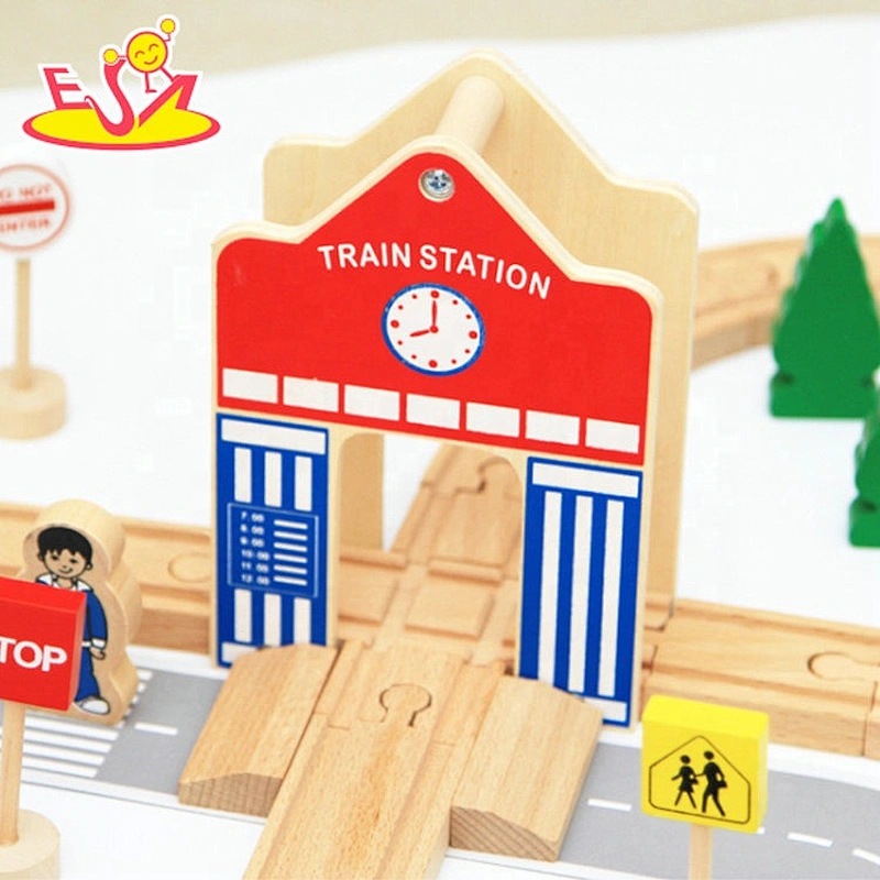 2020 New hottest 108 pcs wooden train track set for boys W04C192