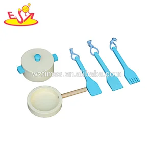 La cocina de madera de la casa azul de la moda superior al por mayor fijó para los niños como regalo W10C346