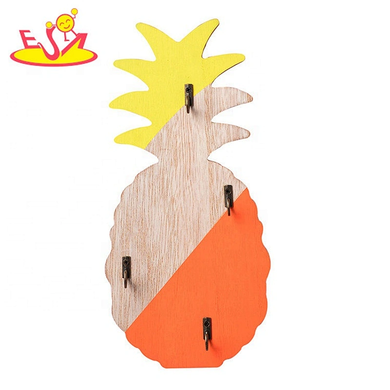 Customize children wooden decorative wall hooks for wholesale W09B101
