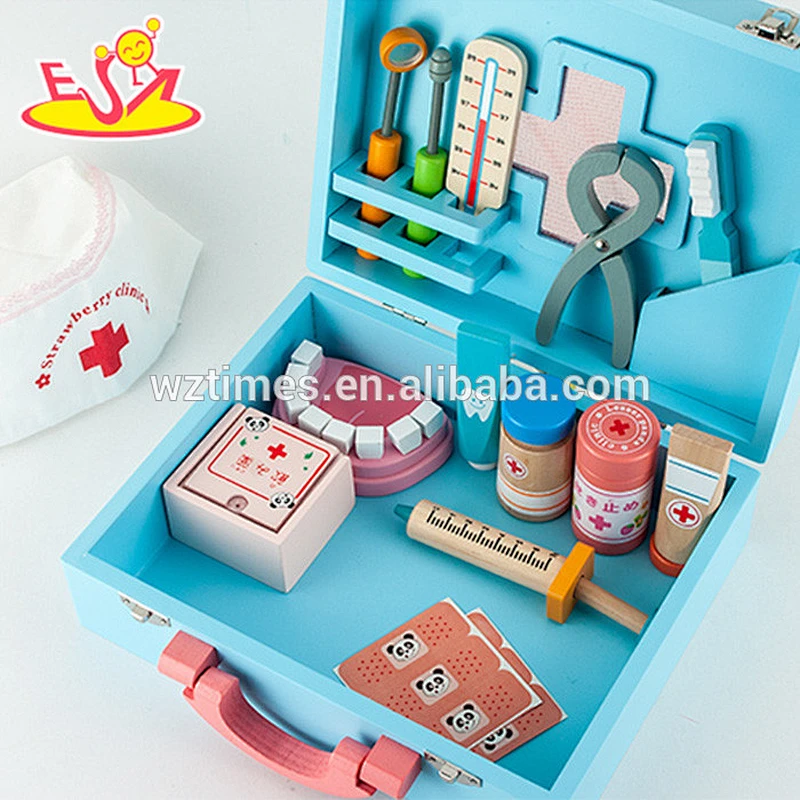 wholesale good sale wooden medical box toy for kids Pretend play child doctor toy W10D012