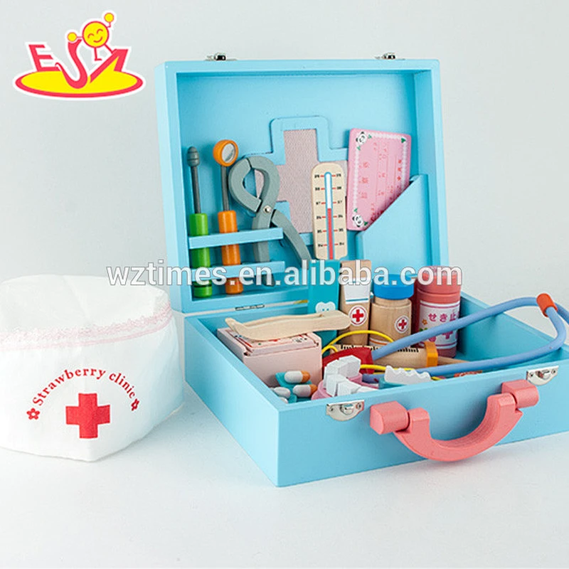 wholesale good sale wooden medical box toy for kids Pretend play child doctor toy W10D012