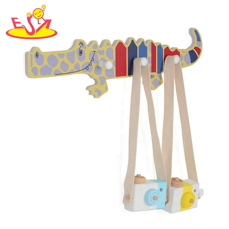 Customize pink wooden kids coat hooks for wholesale W09B104
