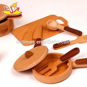 2018 Wholesale cheap kids natural wooden kitchen toy accessories high quality toddlers wooden kitchen toy accessories W10B127
