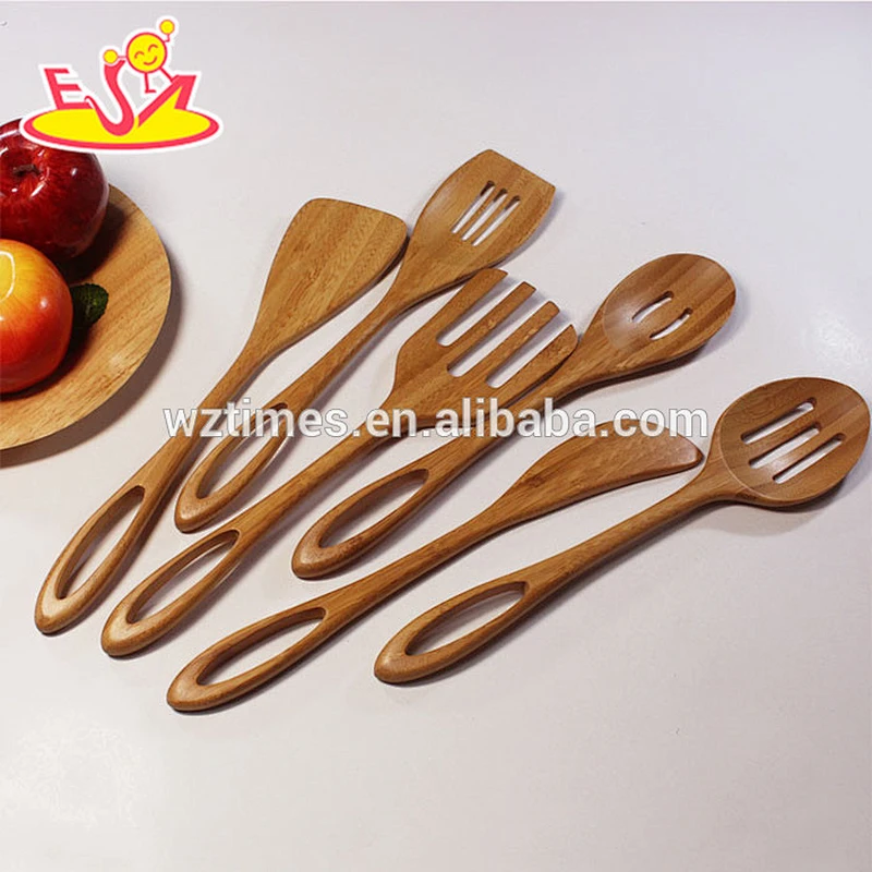 2018 wholesale green wooden flatware high quality wooden flatware W02B015