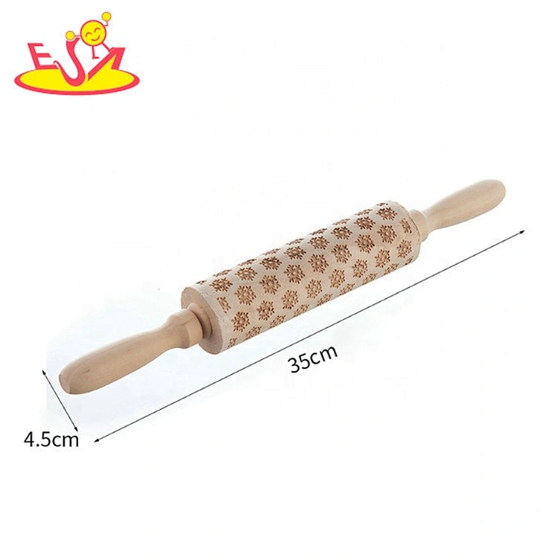 Wholesale wooden rolling pin christmas wooden embossing rolling pin with christmas symbols W02B050