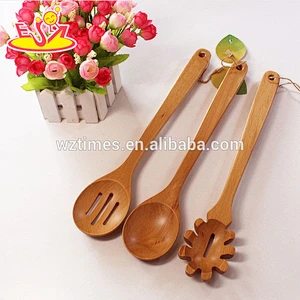 2018 wholesale cheap household wooden flatware W02B017