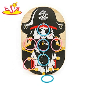 2020 Customize wall hanging wooden ring toss game for children W01D029
