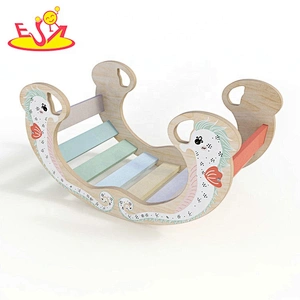 2020 Customize colorful wooden baby climbing toy for wholesale W08K299