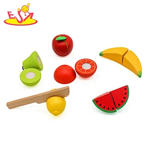 2020 wholesale pretend wooden fruit cutting toy set for kids W10B345