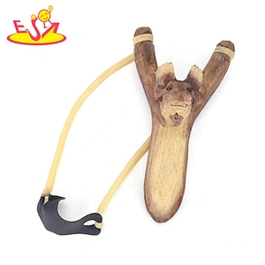 2020 new design handmade wooden rubber animals-shape  shooting slingshot  W01A384