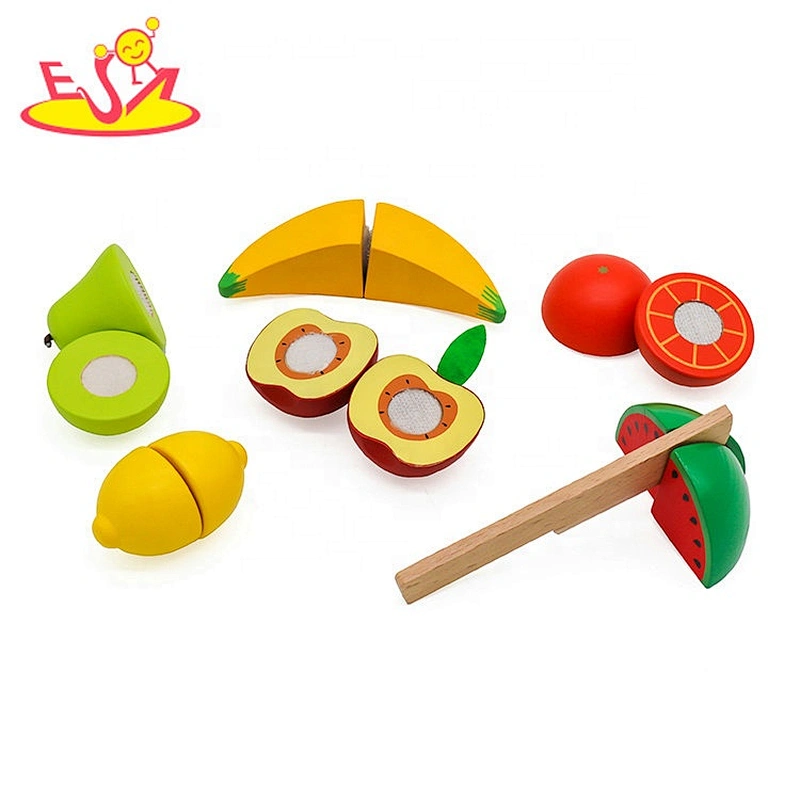 2020 wholesale pretend wooden fruit cutting toy set for kids W10B345