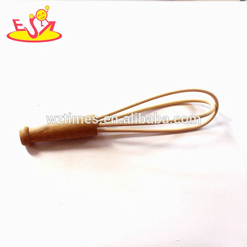 2018 wholesale top sale kids wooden egg beater W02B026