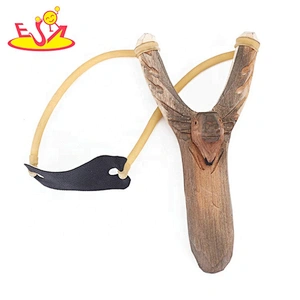 Wholesale custom design wooden slingshot outdoor shooting games  W01A387