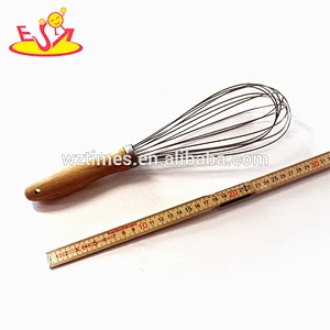 2018 wholesale top sale kids wooden egg beater W02B026