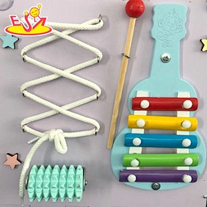 2020 Most popular educational wooden mini busy cube for kids W12D182