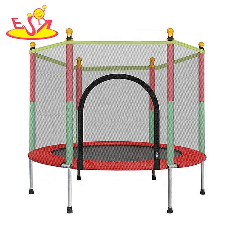 2020 New arrival outdoor 8ft trampoline with childcare net M01A006