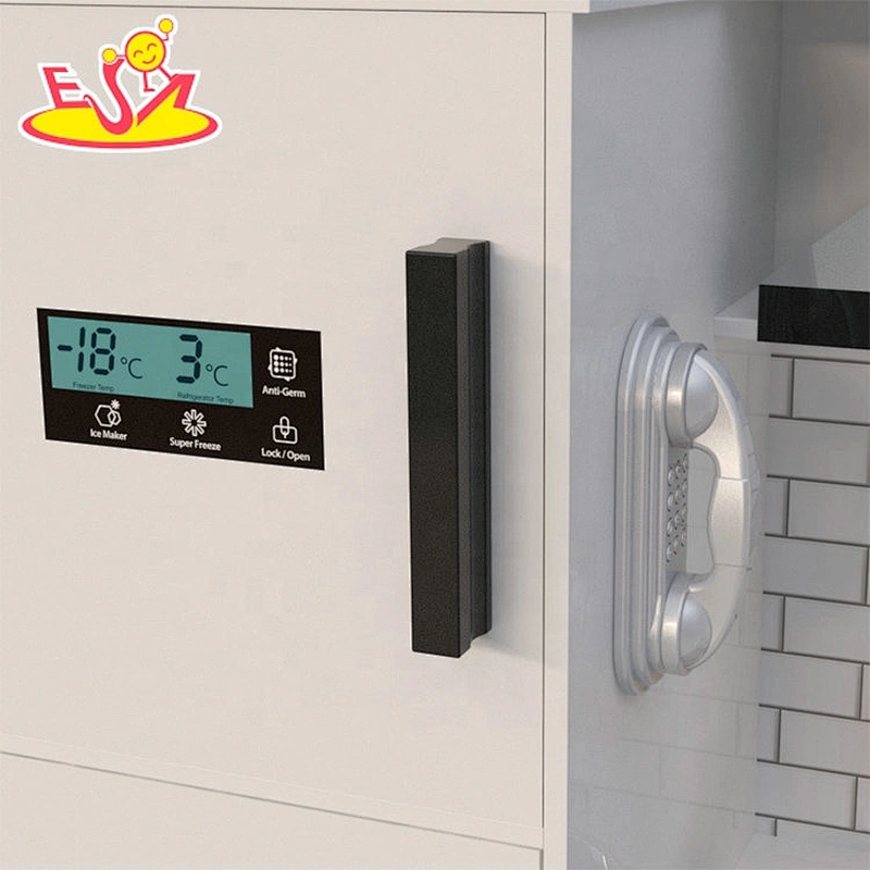 2020 New released kids wooden electronic kitchen toy with realistic functions W10C513