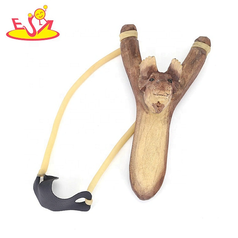 Wholesale  children outdoor games wooden rubber animals shooting slingshot  W01A382