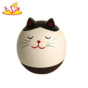 Wholesale office desktop wooden roly poly toy for creative decompression birthday gift W18A086