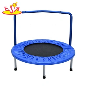 2020 New arrival 8ft outdoor trampoline with childcare net M01A002