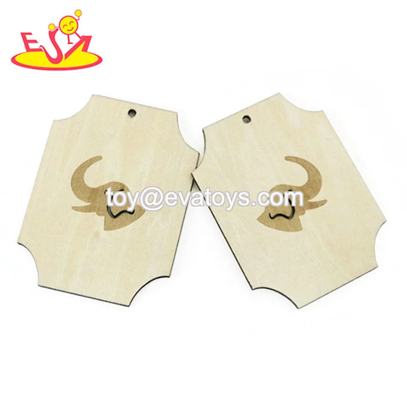 Hot selling lovely elephant wood Christmas hanging ornaments custom crafts W18A119