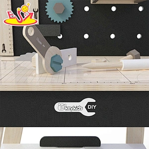 2020 New arrival mini wooden children workbench for pretend play W03D141
