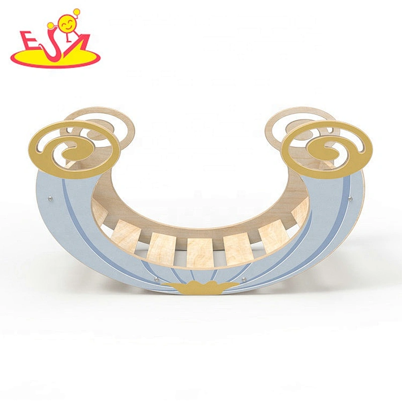 2020 Customize balance exercise wooden rocking board for kids playing W08K302