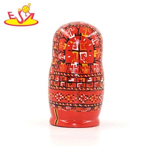 2020 Customize 5 in 1 wooden family nesting dolls for kids W06D144