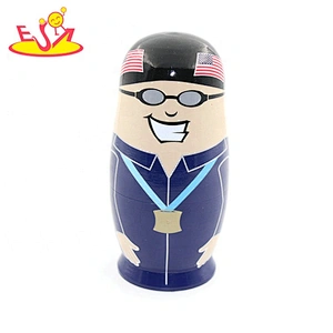 2020 Hand painted 3 in 1 wooden halloween nesting dolls with customize W06D142
