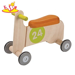 2021 Wholesale lightweight toddler kick scooter wooden kids push scooter  W16B011B