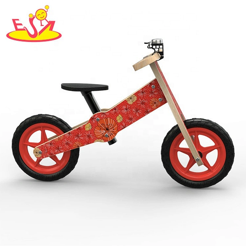New arrival small wooden scoot bike for kids W16C268